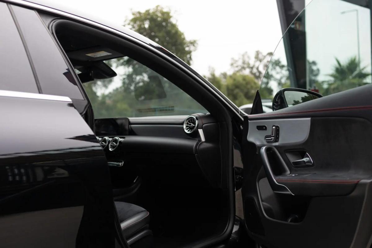 mercedes-benz-cla-220-d-2019-diesel-1950cc