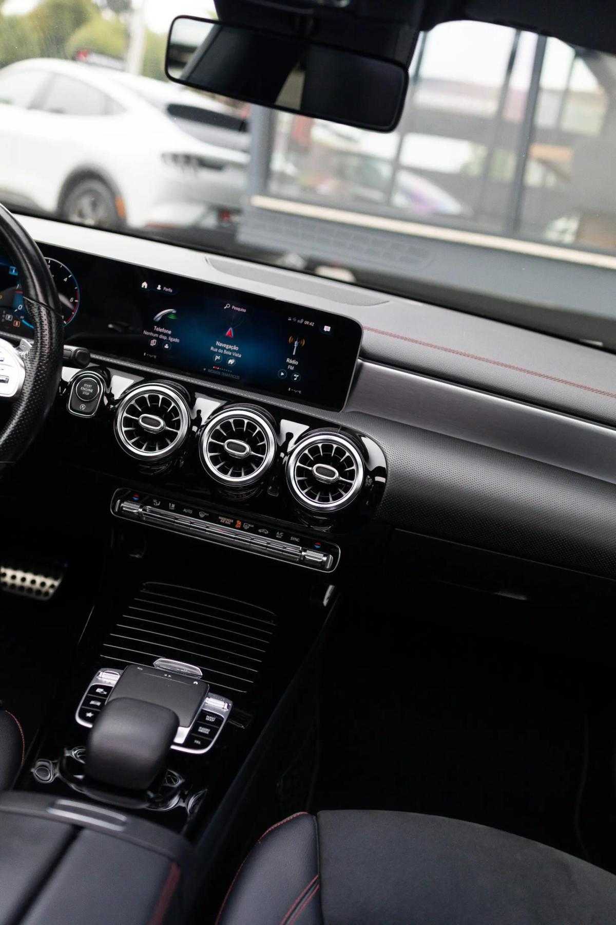 mercedes-benz-cla-220-d-2019-diesel-1950cc