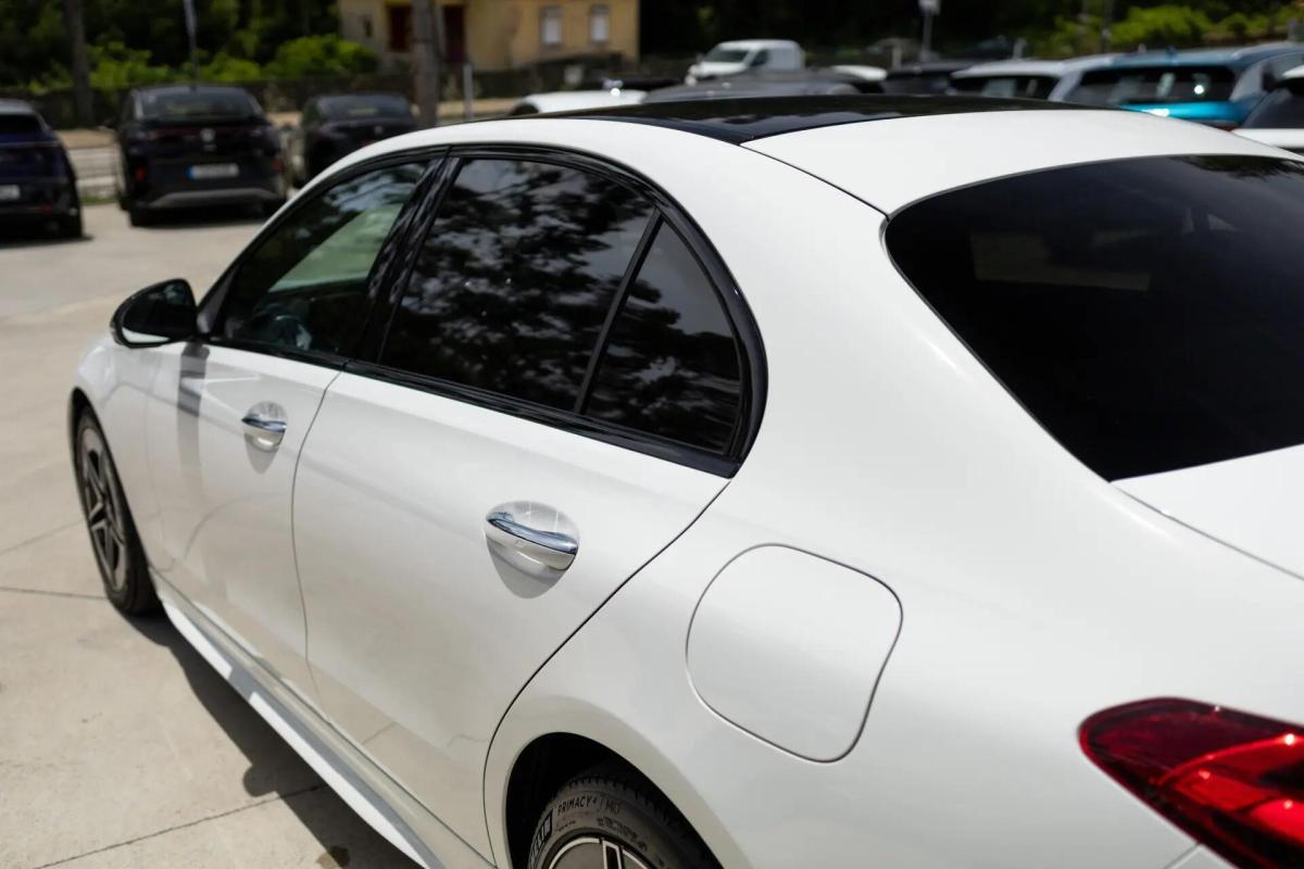 mercedes-benz-classe-c-2022-hibrido-a-gasolina-1999cc