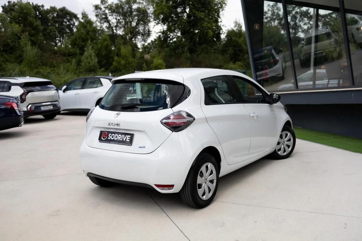 renault-zoe-2022-eletrico-0cc