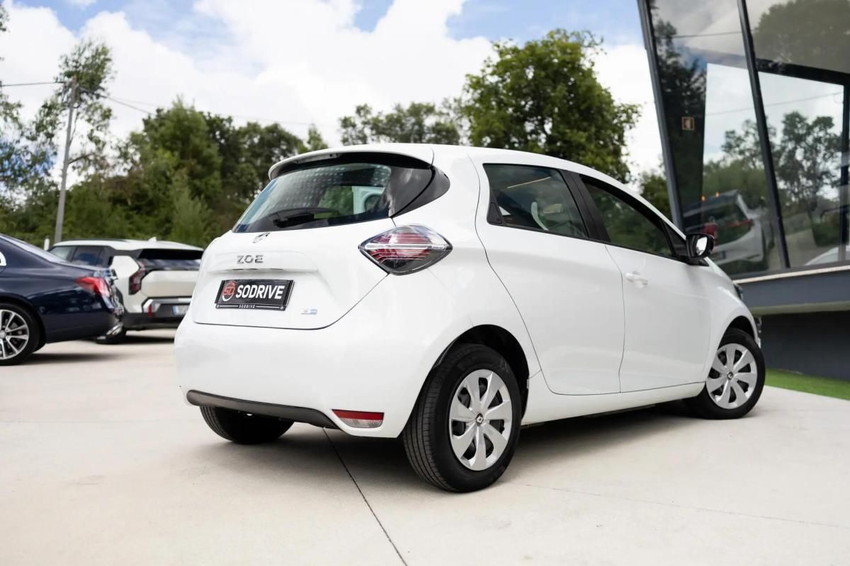 renault-zoe-2022-eletrico-0cc