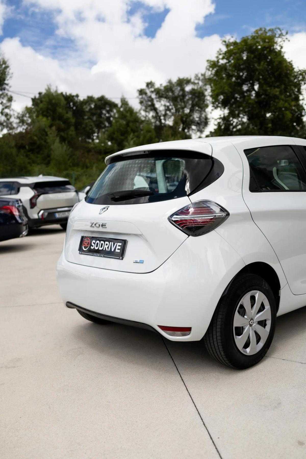 renault-zoe-2022-eletrico-0cc