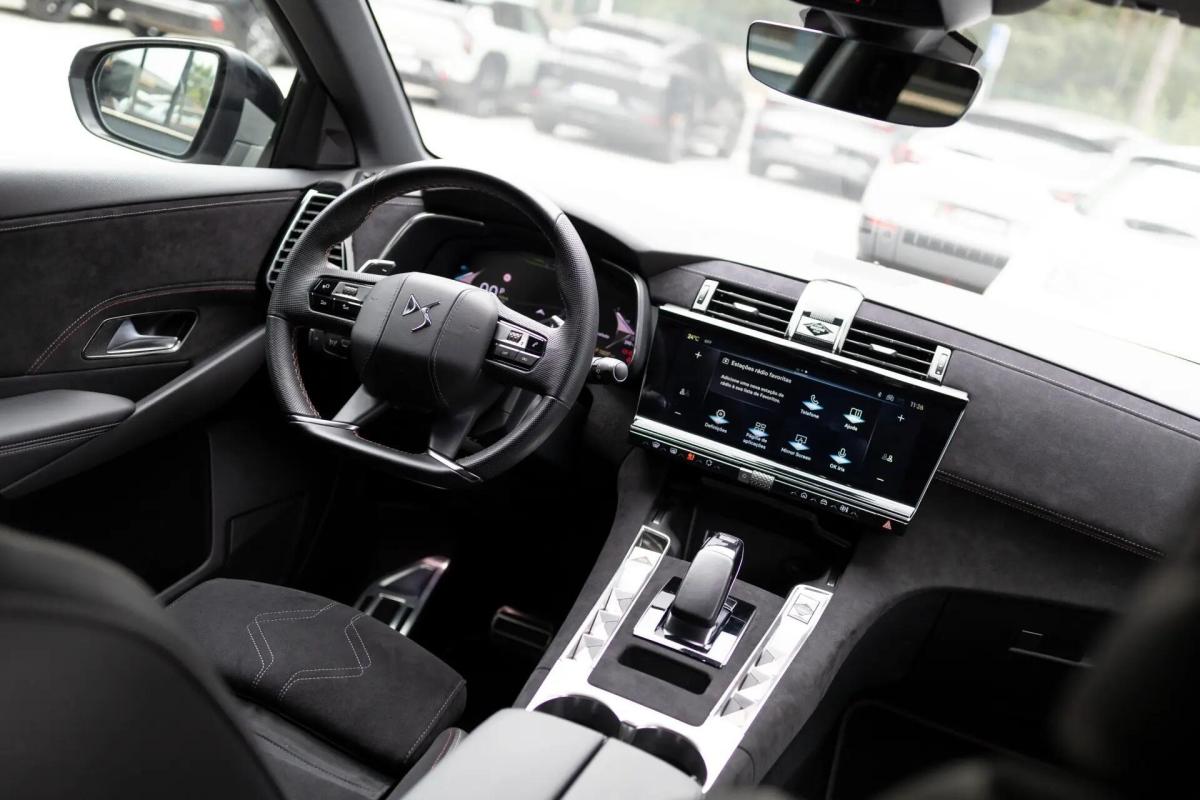 ds-ds-7-crossback-2024-hibrido-a-gasolina-1598cc