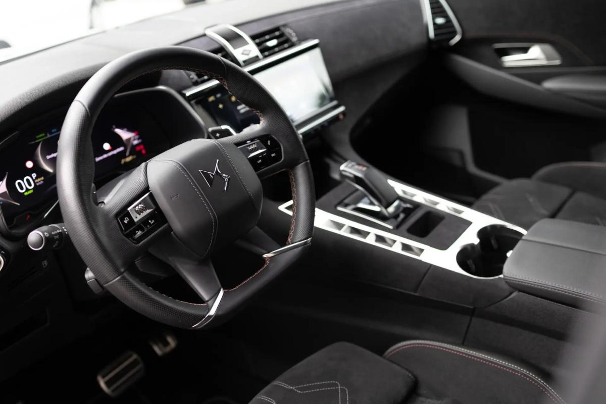 ds-ds-7-crossback-2024-hibrido-a-gasolina-1598cc