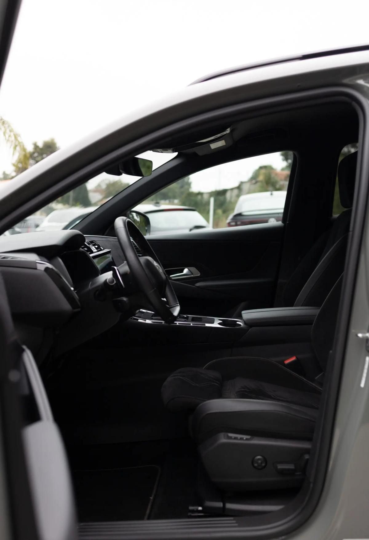 ds-ds-7-crossback-2024-hibrido-a-gasolina-1598cc