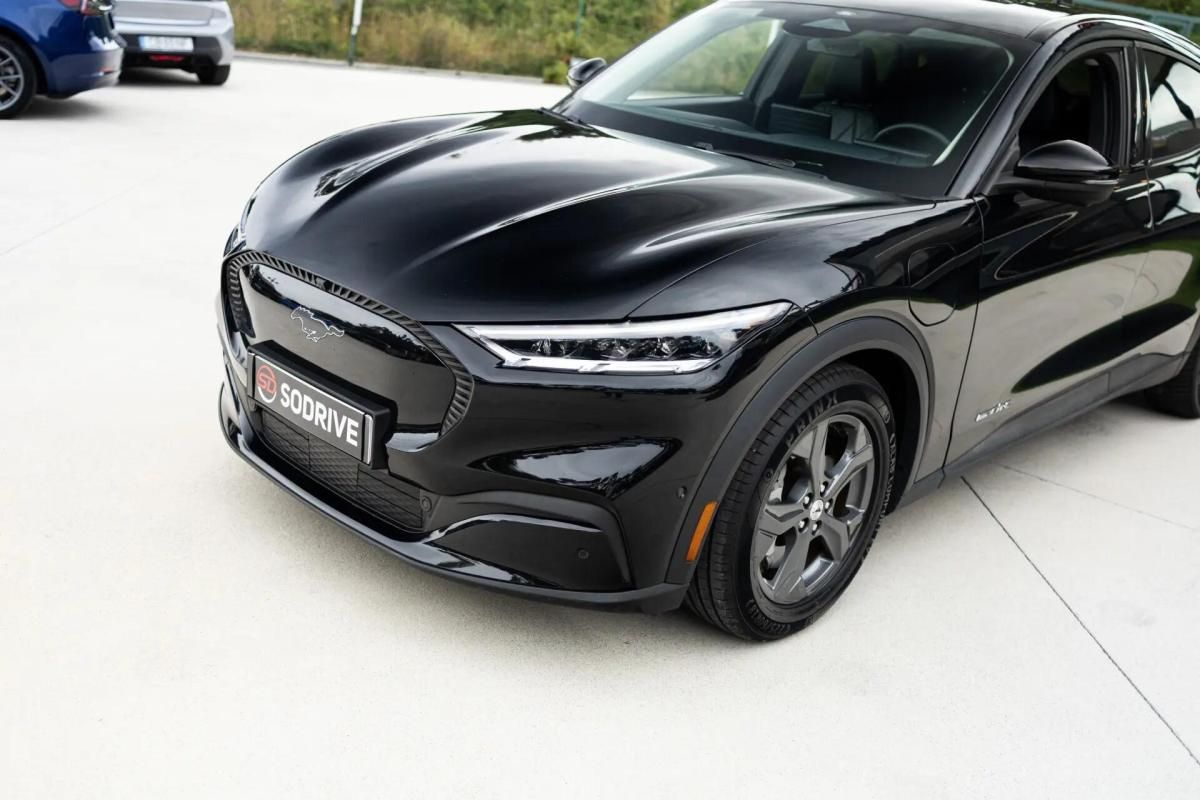 ford-mustang-mach-e-2021-eletrico-0cc