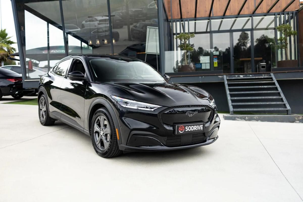 ford-mustang-mach-e-2021-eletrico-0cc