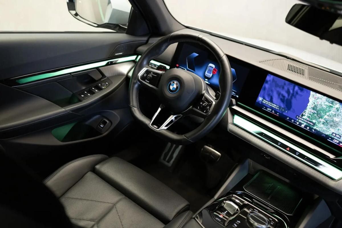 bmw-serie-5-2023-hibrido-a-gasolina-1998cc