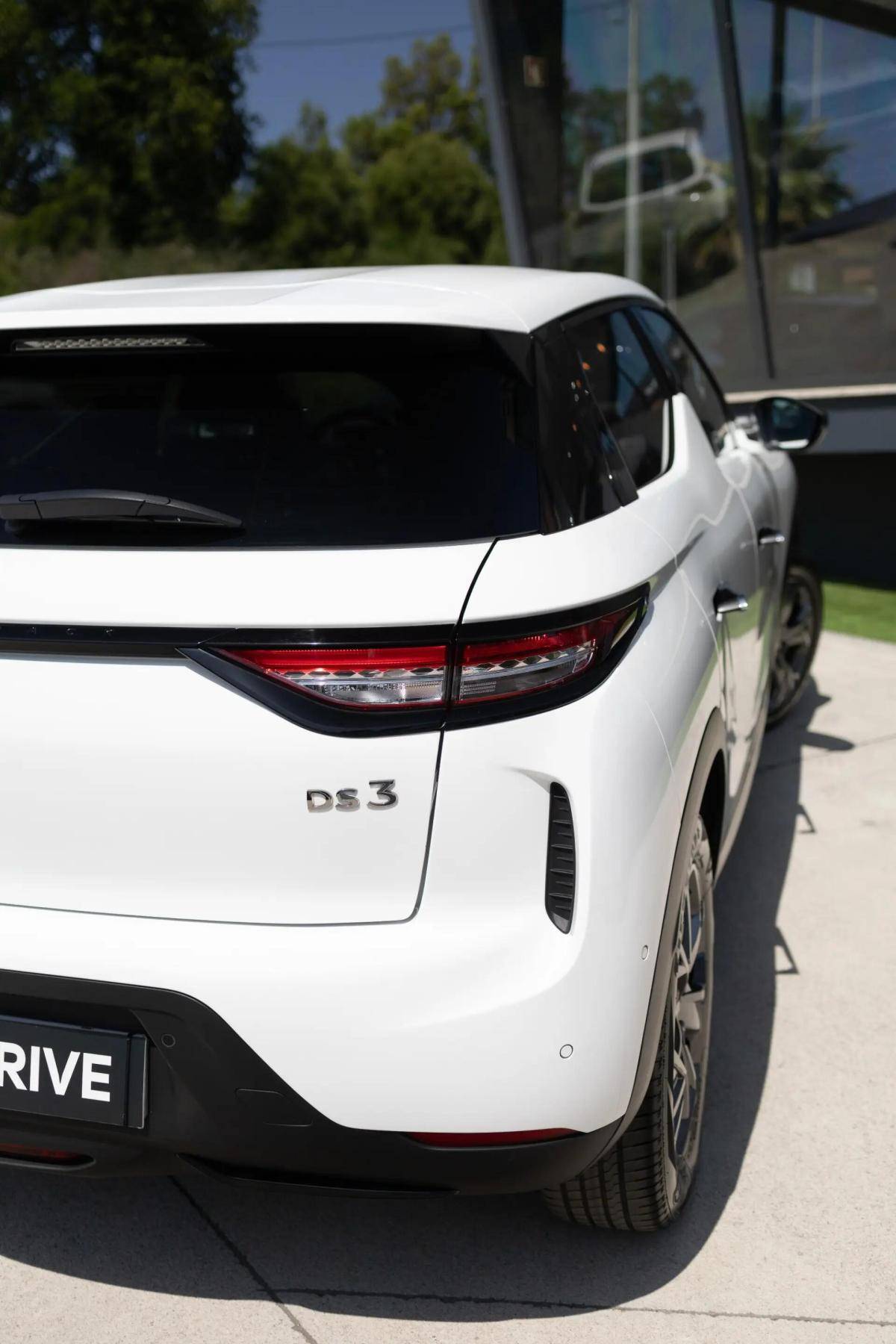 ds-ds-3-crossback-2022-eletrico-0cc