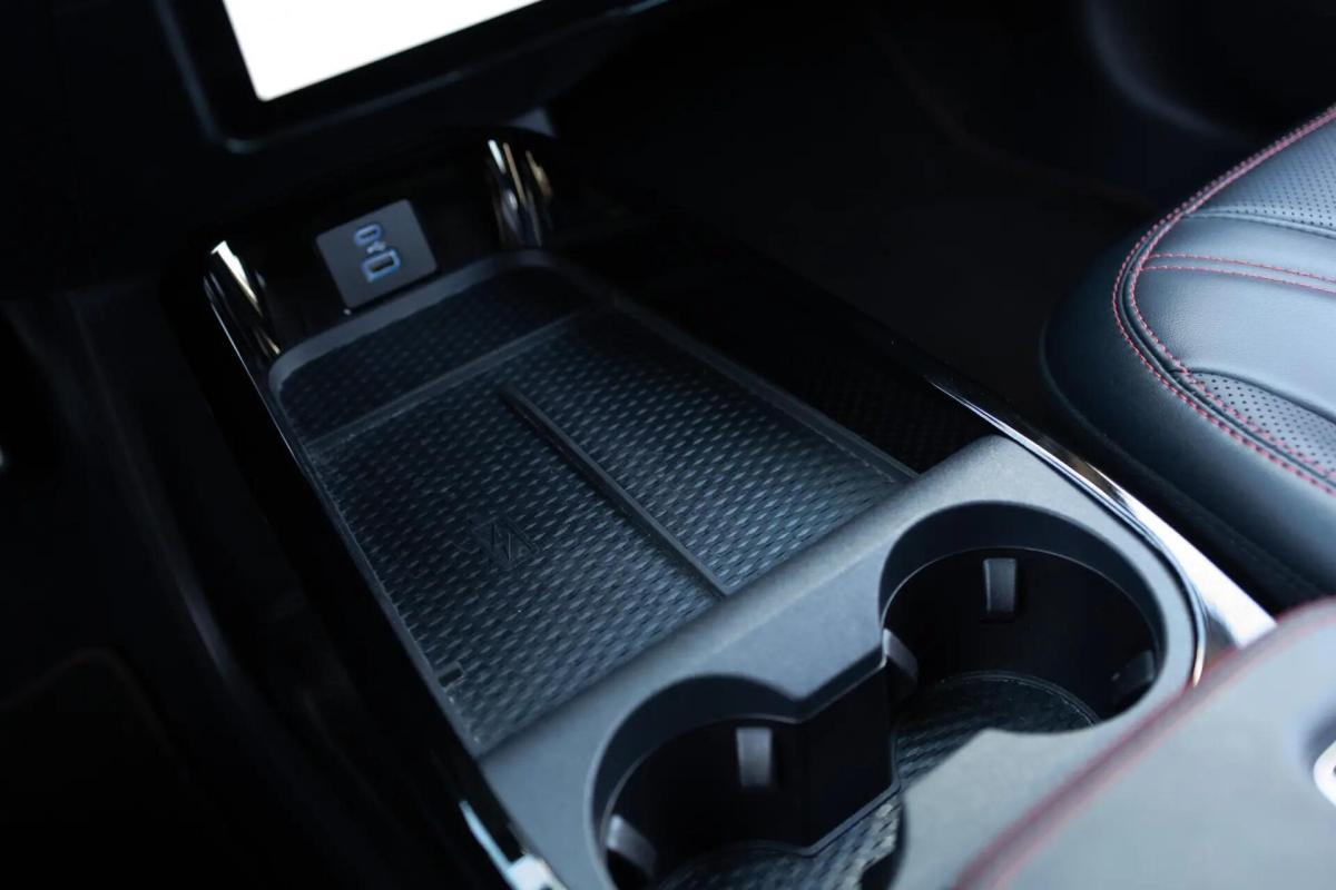 ford-mustang-mach-e-2021-eletrico-0cc