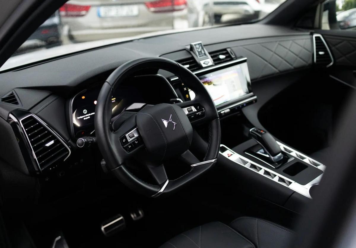 ds-ds-7-crossback-2024-hibrido-a-gasolina-1598cc