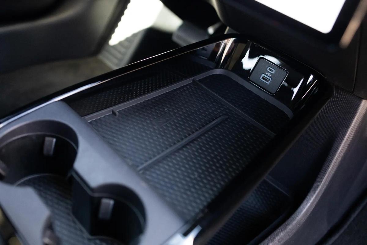 ford-mustang-mach-e-2021-eletrico-0cc