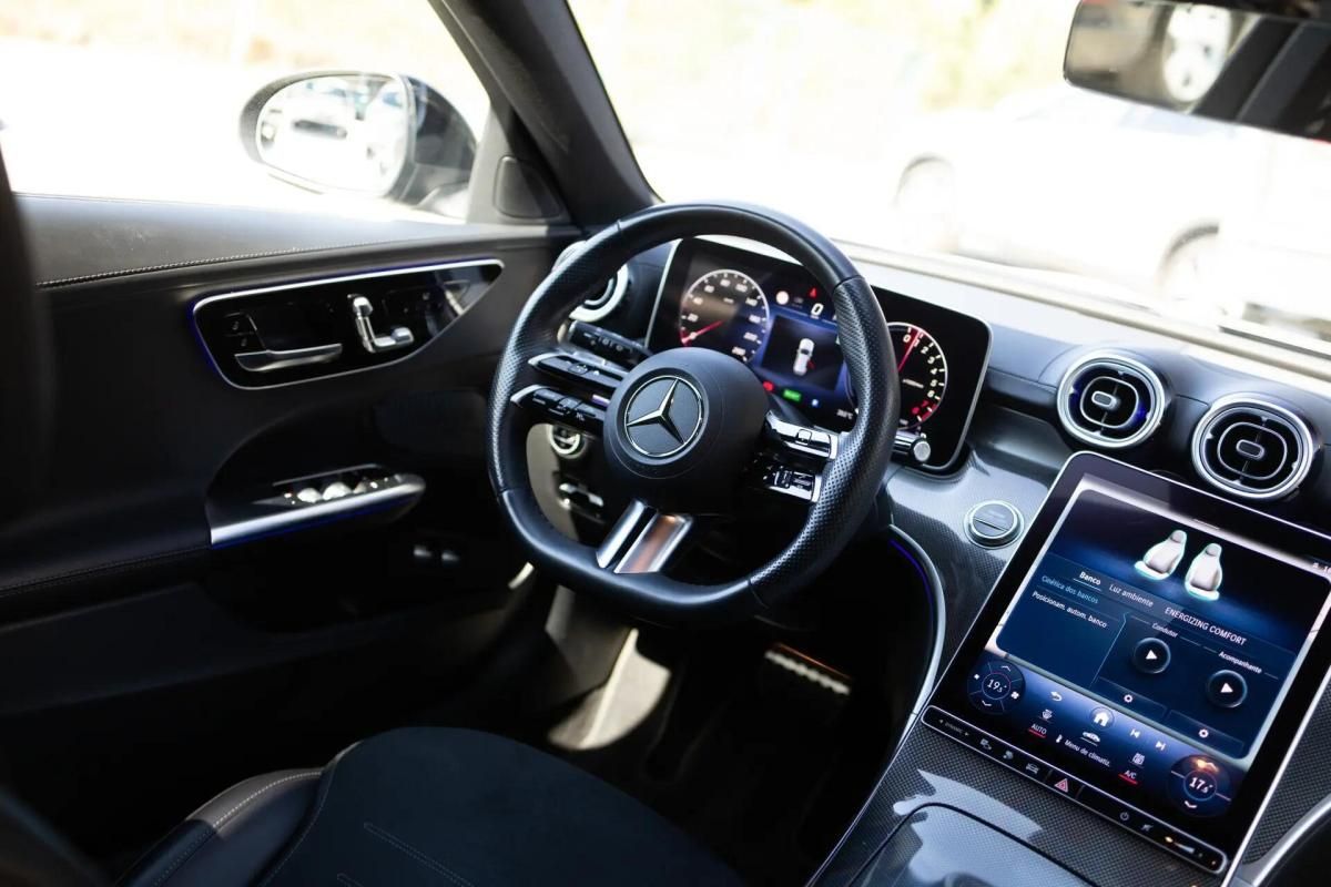 mercedes-benz-classe-c-c-300-e-2023-hibrido-a-gasolina-1999cc