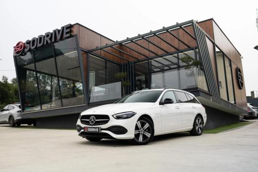 mercedes-benz-classe-c-300-e-2023-hibrido-a-gasolina-1991cc