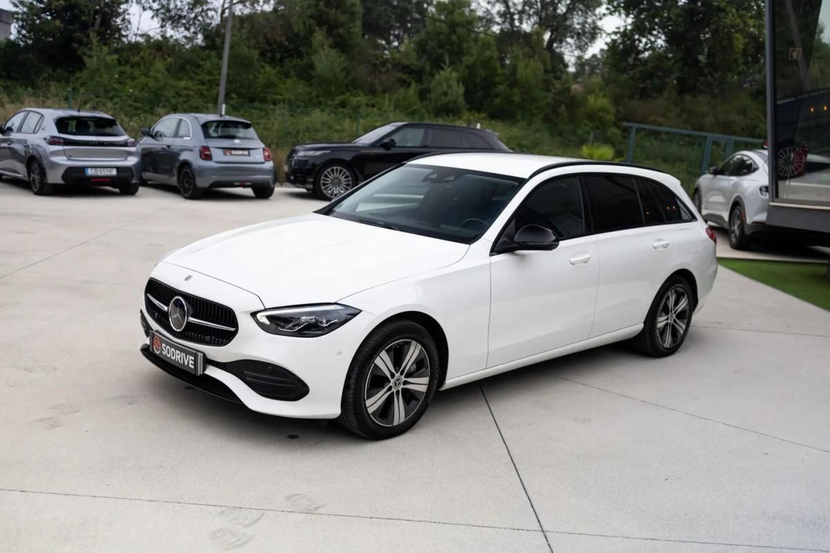 mercedes-benz-classe-c-300-e-2023-hibrido-a-gasolina-1991cc