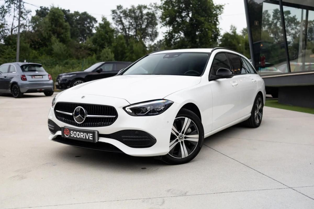 mercedes-benz-classe-c-300-e-2023-hibrido-a-gasolina-1991cc