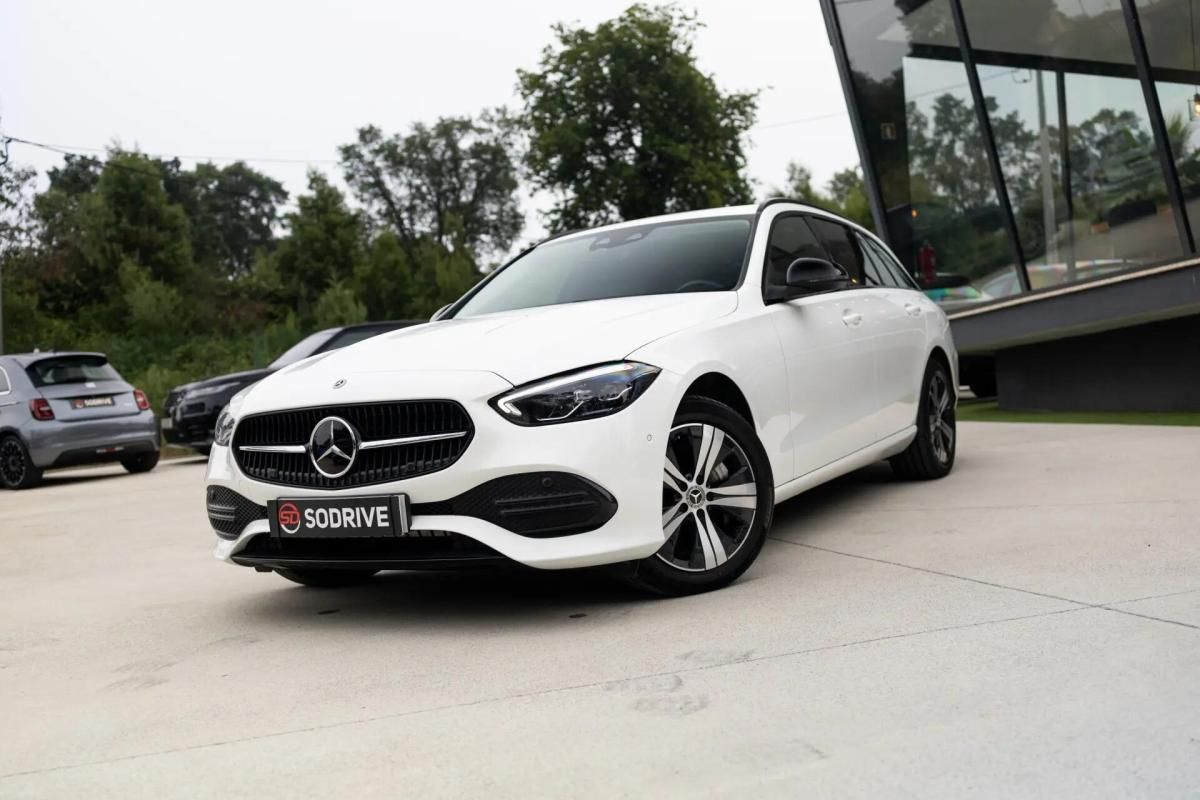 mercedes-benz-classe-c-300-e-2023-hibrido-a-gasolina-1991cc