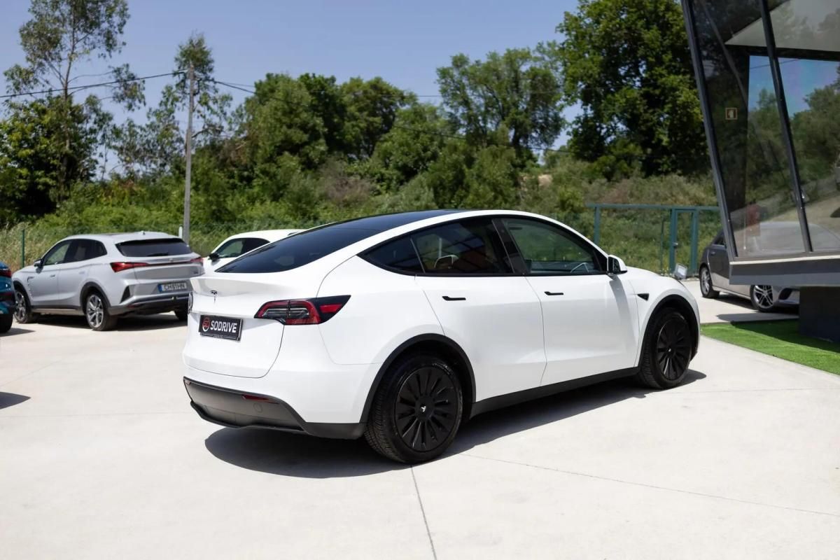 tesla-model-y-2024-eletrico-0cc