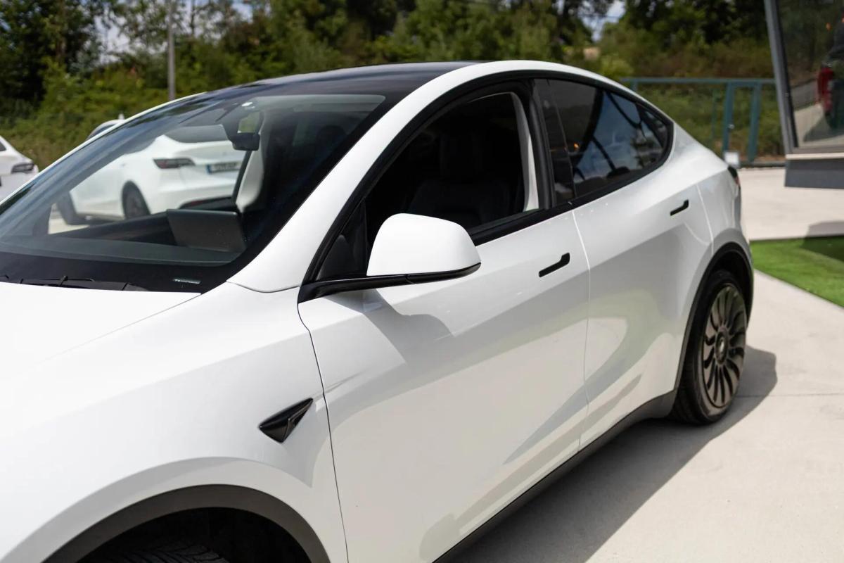 tesla-model-y-2024-eletrico-0cc