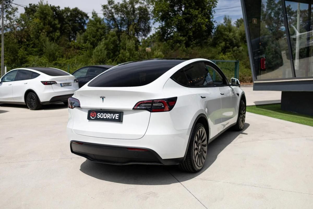 tesla-model-y-2024-eletrico-0cc