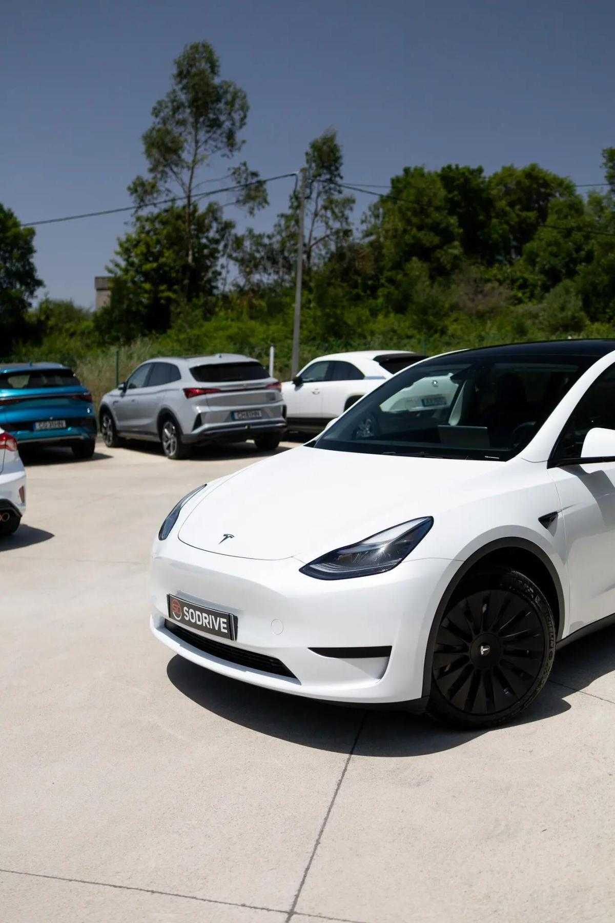 tesla-model-y-2024-eletrico-0cc