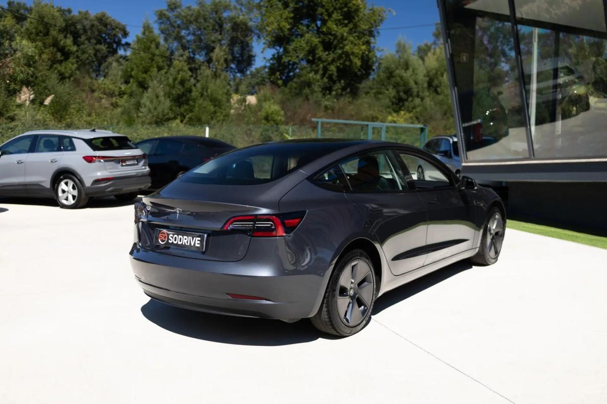 tesla-model-3-2022-eletrico-0cc