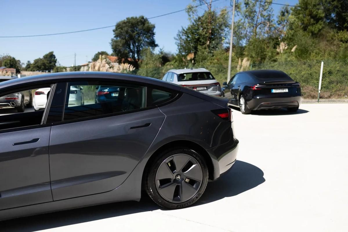 tesla-model-3-2022-eletrico-0cc