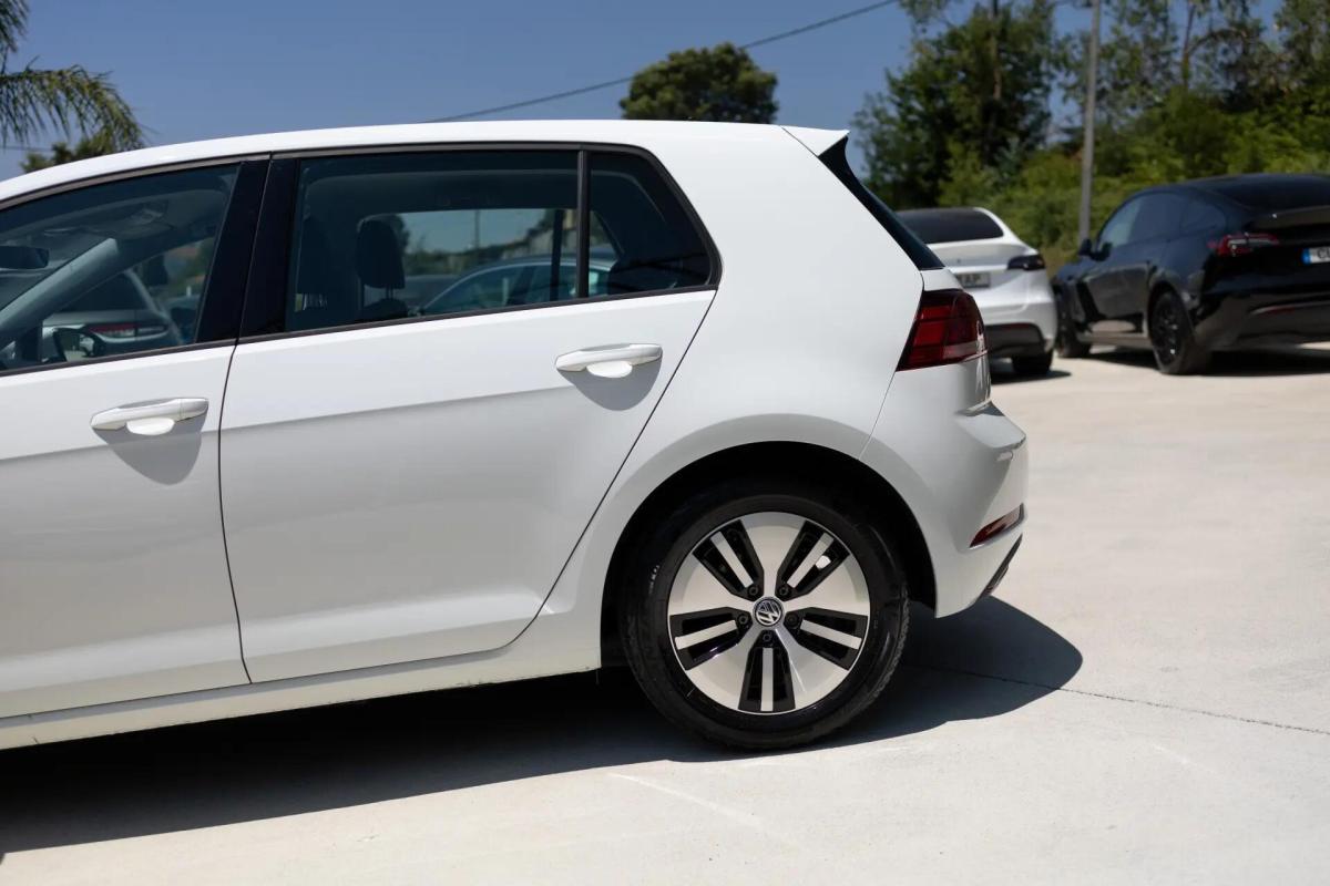 volkswagen-e-golf-2020-eletrico-0cc