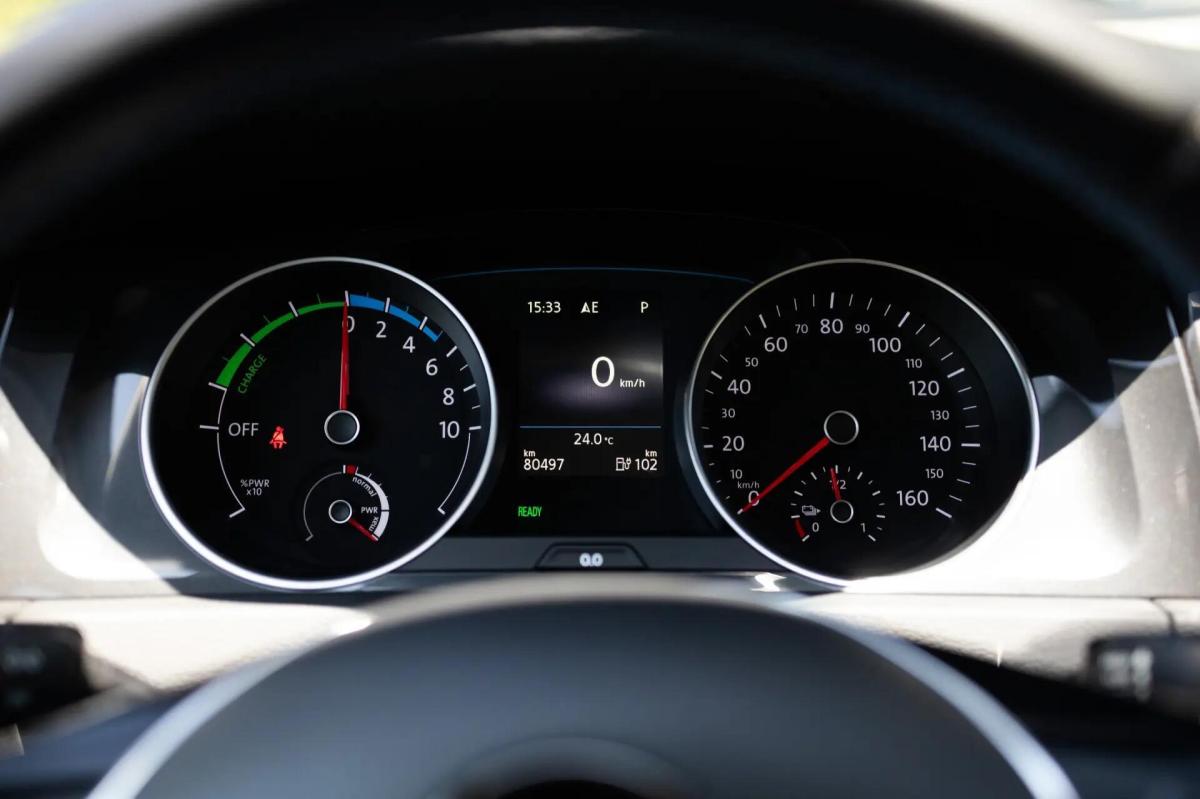 volkswagen-e-golf-2020-eletrico-0cc