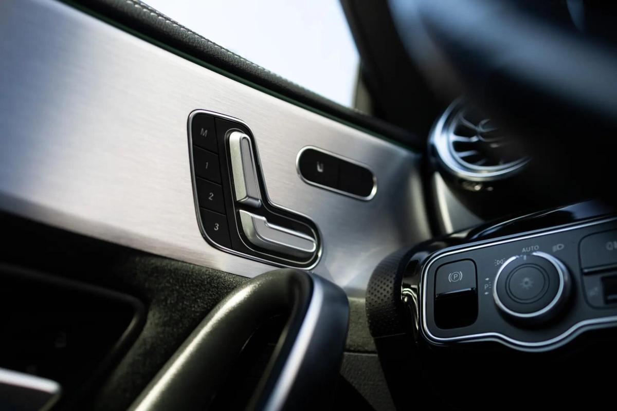 mercedes-benz-cla-250e-2021-hibrido-a-gasolina-1332cc