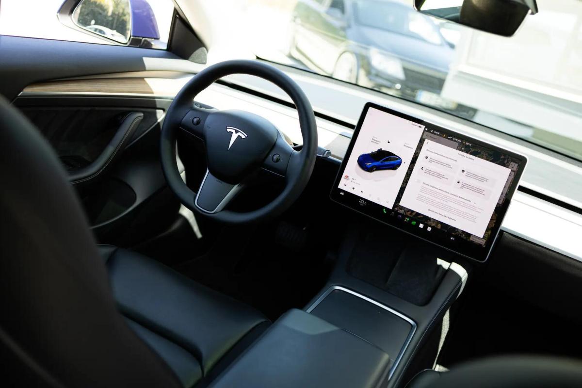tesla-model-3-2022-eletrico-0cc