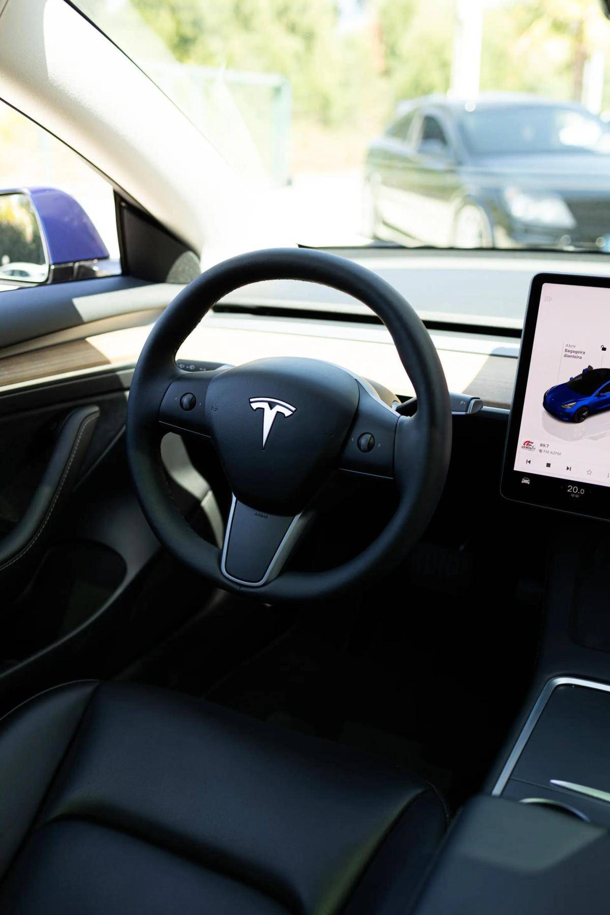 tesla-model-3-2022-eletrico-0cc