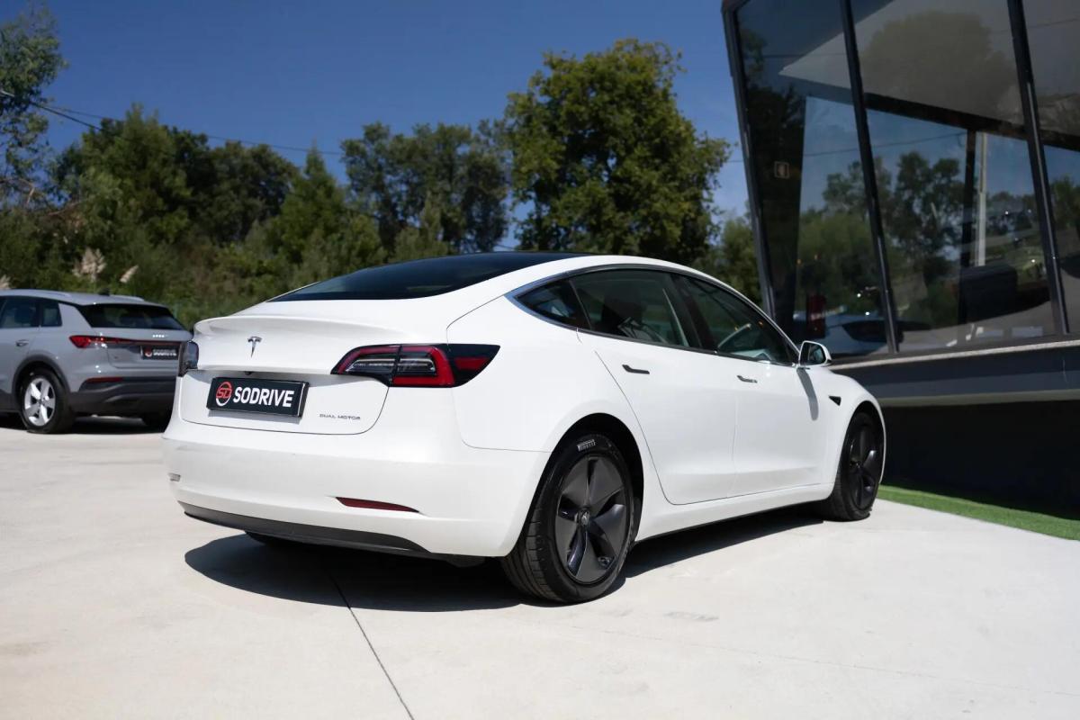 tesla-model-3-2019-eletrico-0cc