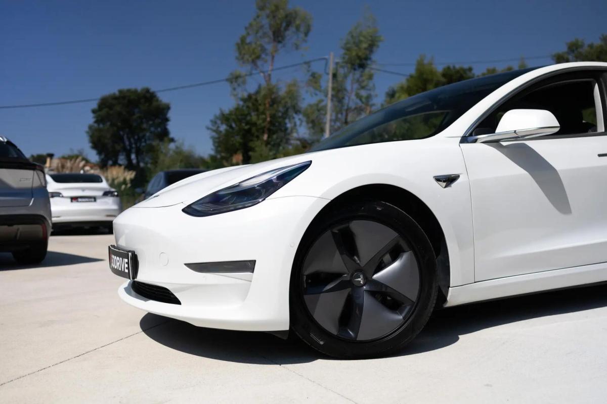 tesla-model-3-2019-eletrico-0cc