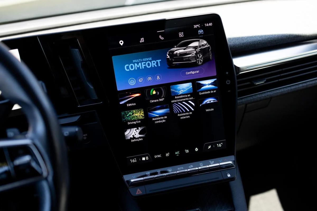 renault-megane-e-tech-2023-eletrico-0cc
