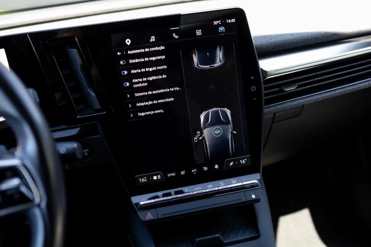 renault-megane-e-tech-2023-eletrico-0cc