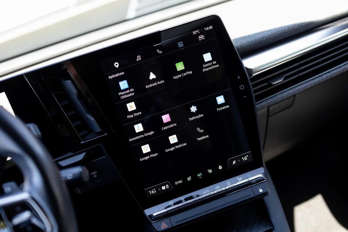 renault-megane-e-tech-2023-eletrico-0cc