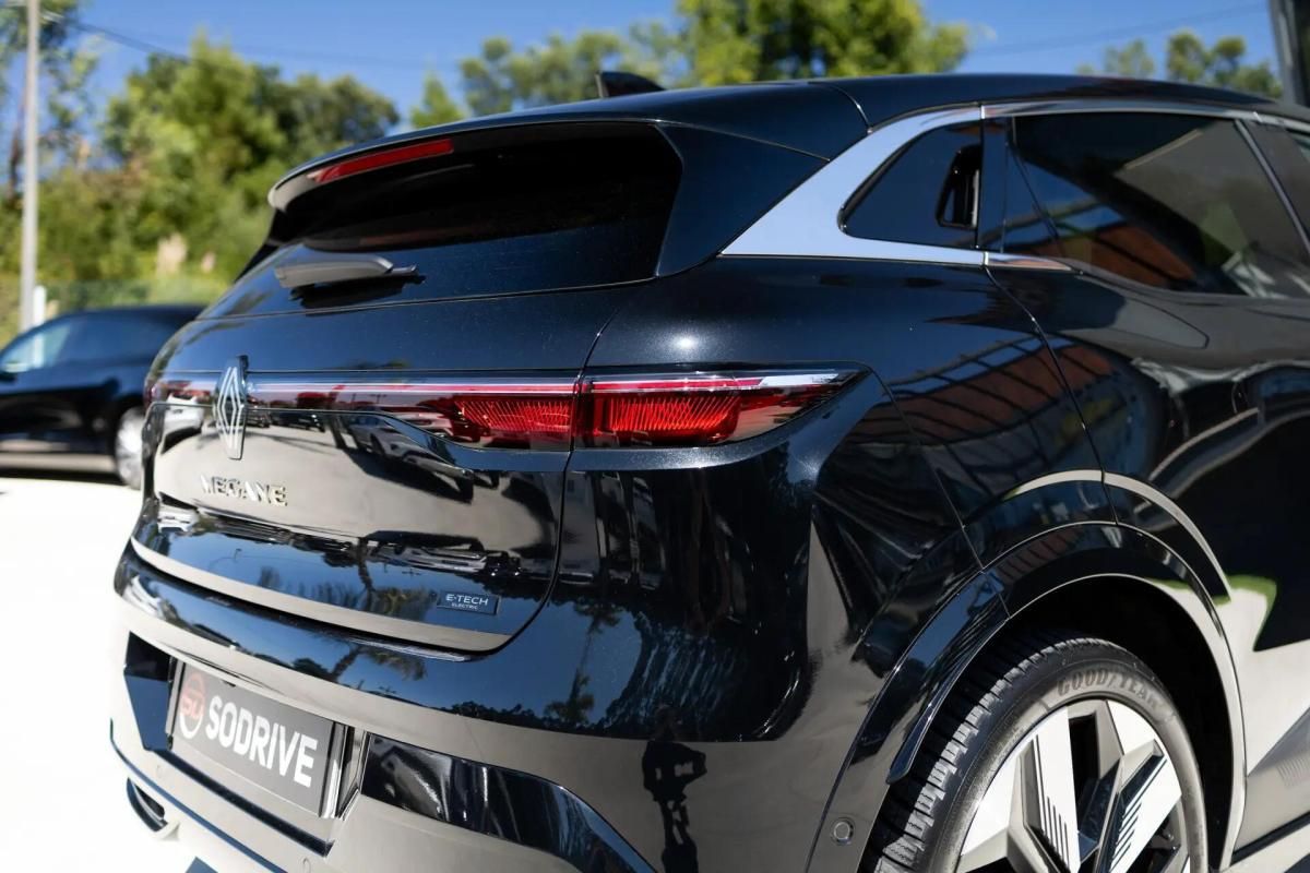 renault-megane-e-tech-2023-eletrico-0cc
