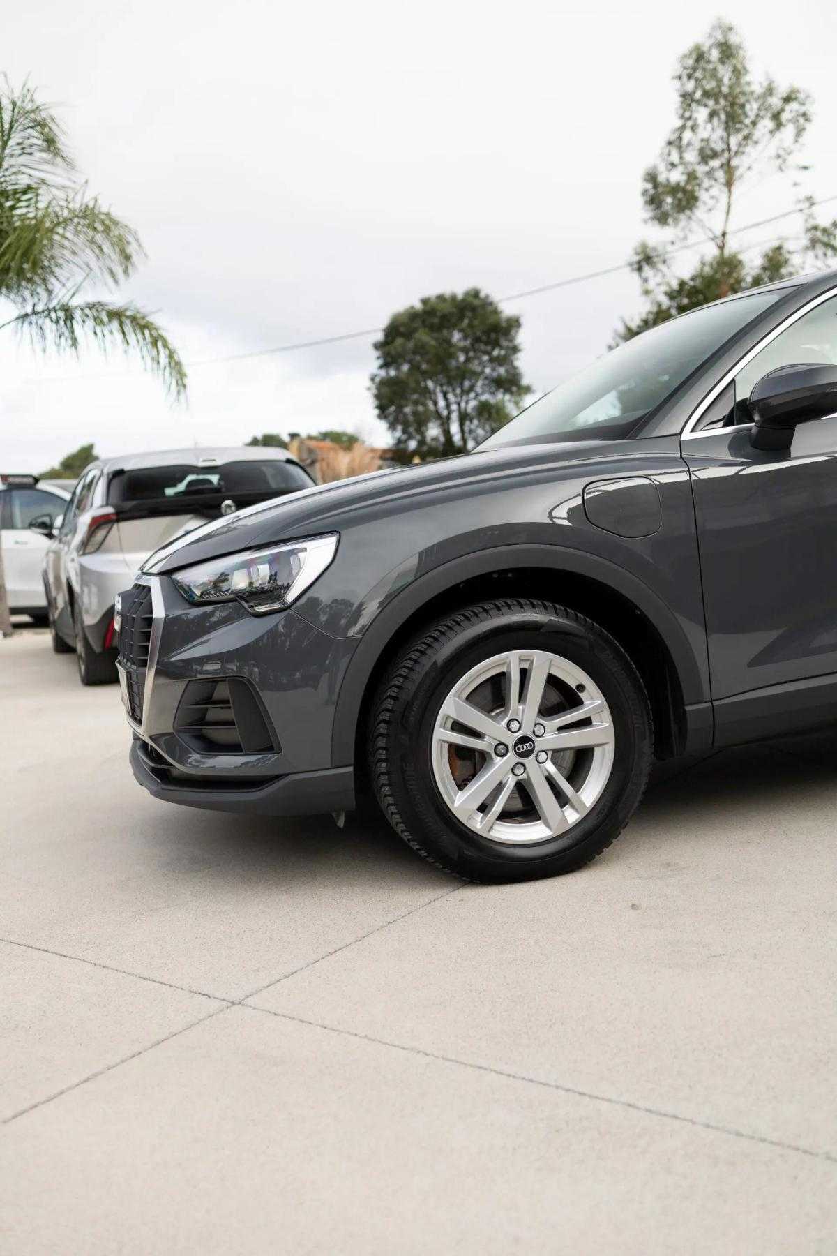 audi-q3-2022-hibrido-a-gasolina-1395cc