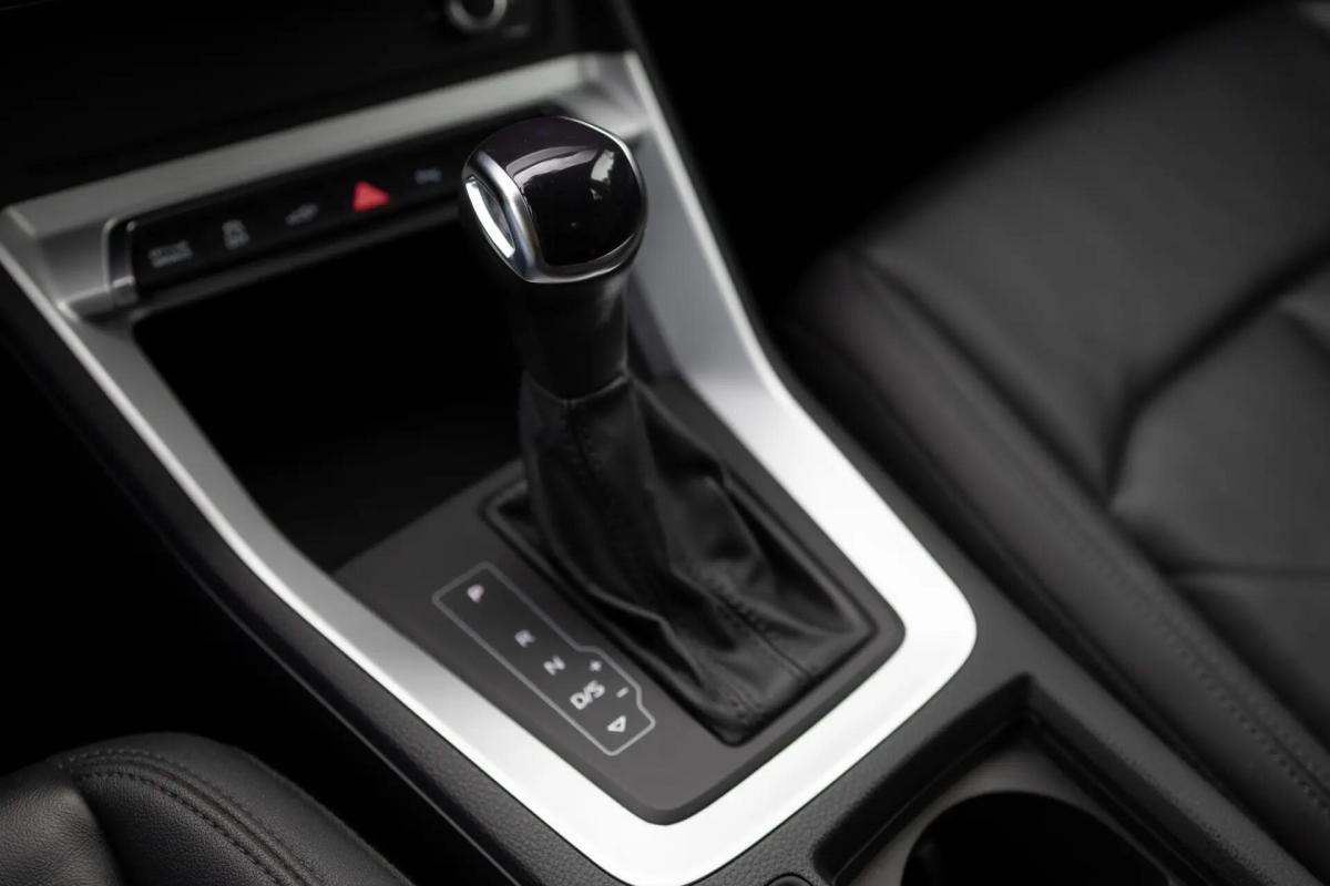 audi-q3-2022-hibrido-a-gasolina-1395cc