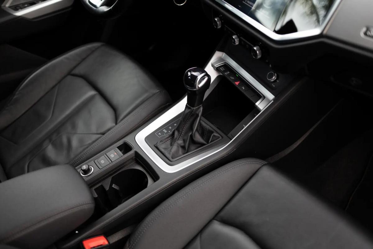 audi-q3-2022-hibrido-a-gasolina-1395cc