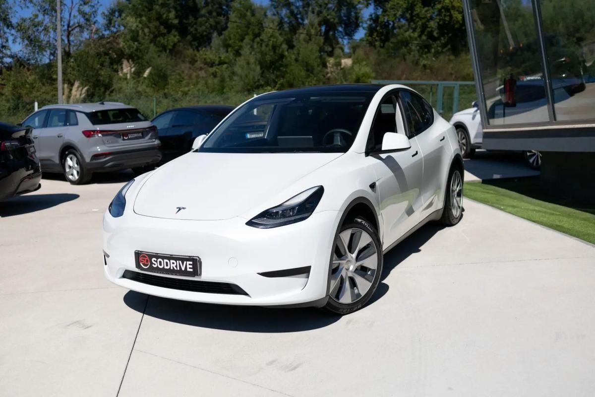 tesla-model-y-2022-eletrico-0cc
