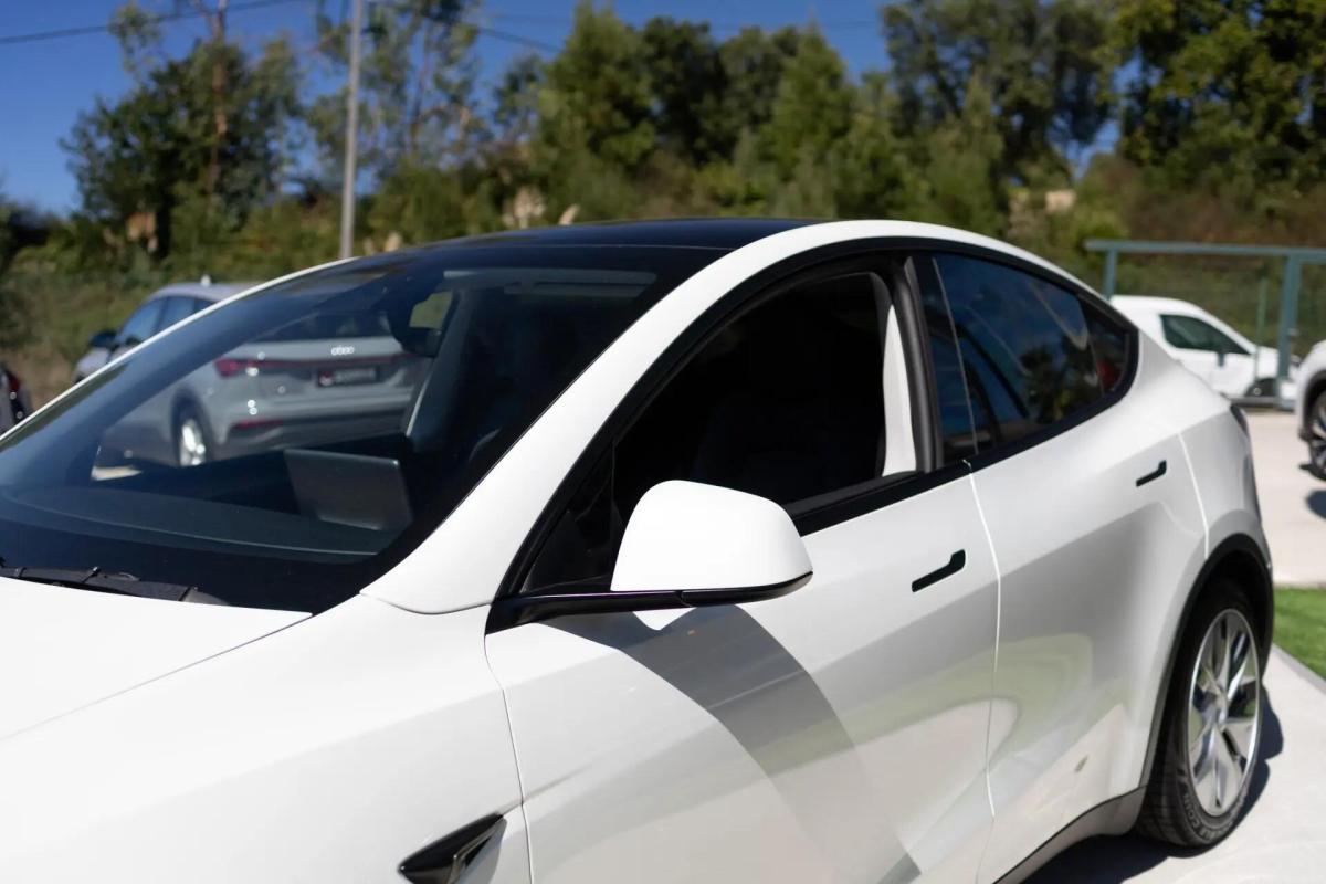 tesla-model-y-2022-eletrico-0cc