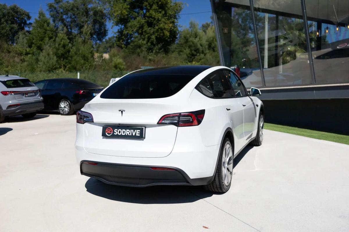 tesla-model-y-2022-eletrico-0cc