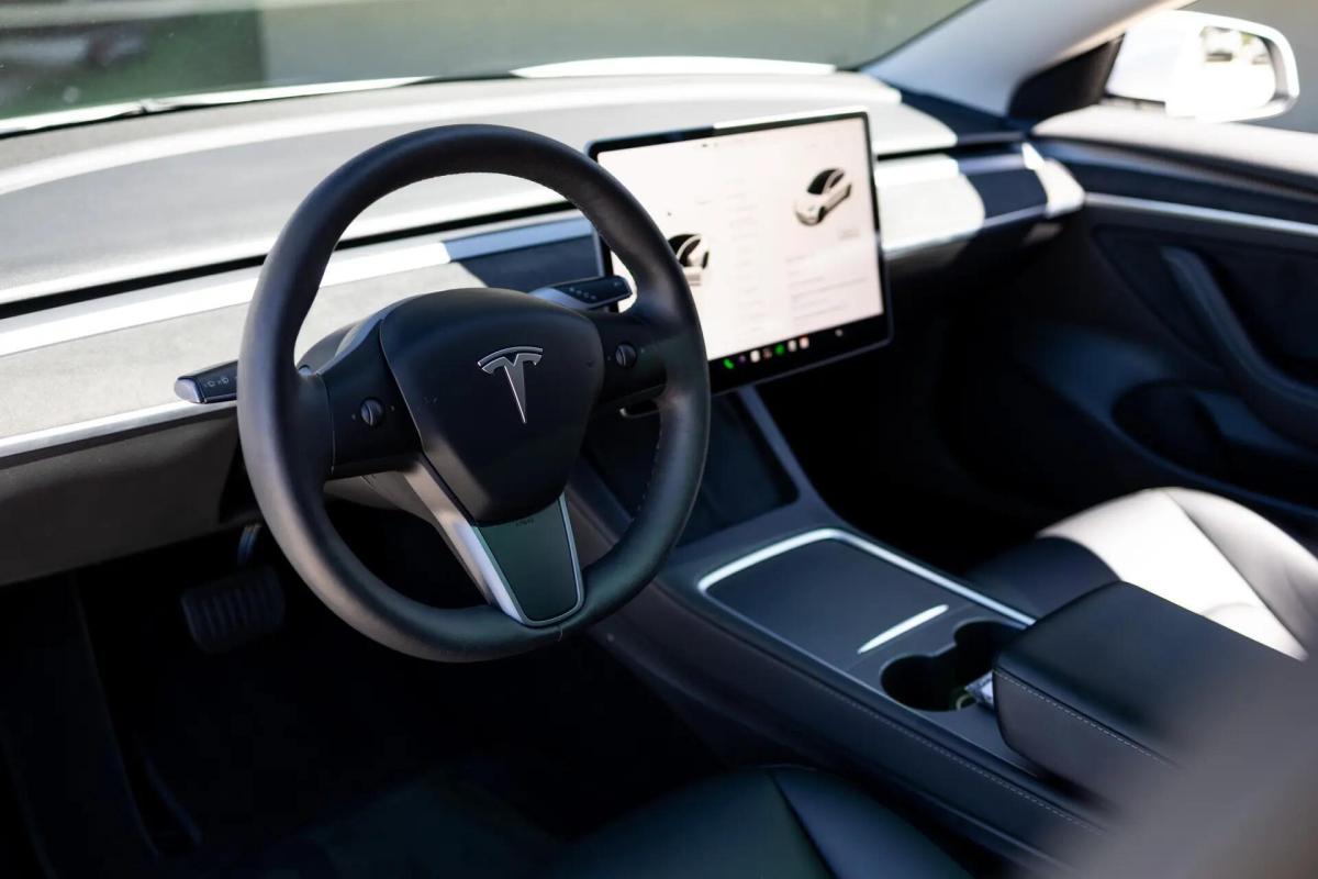 tesla-model-3-2023-eletrico-0cc