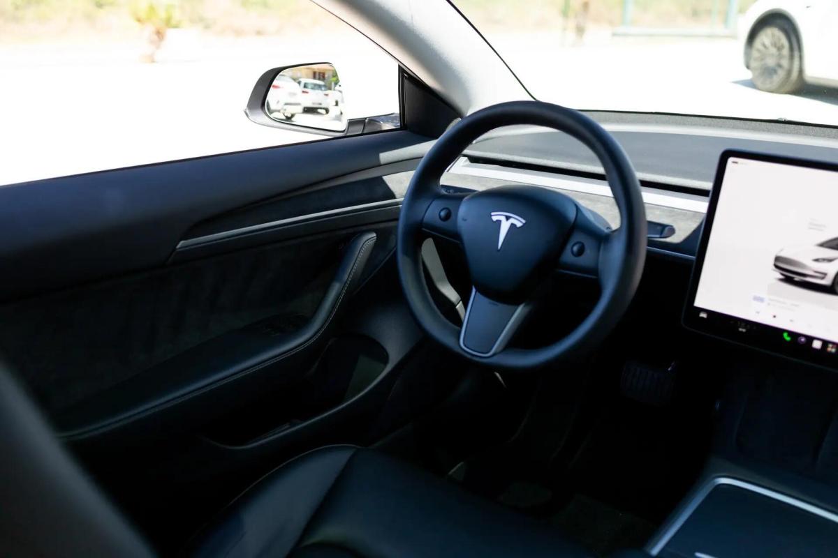 tesla-model-3-2023-eletrico-0cc