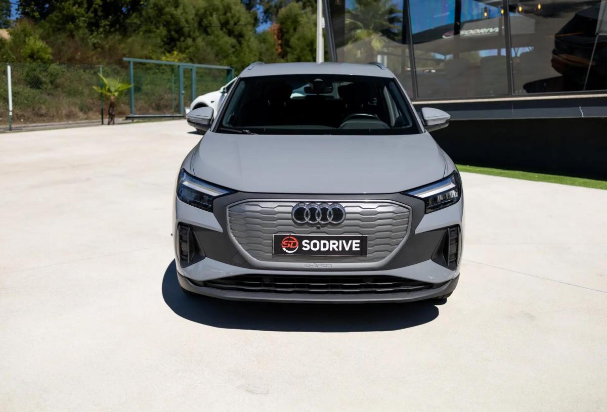 audi-q4-e-tron-2021-eletrico-0cc