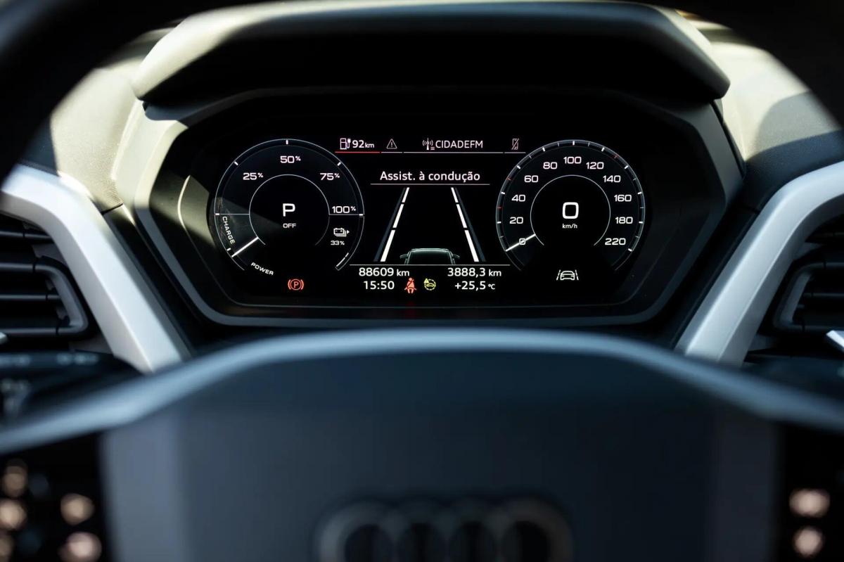 audi-q4-e-tron-2021-eletrico-0cc