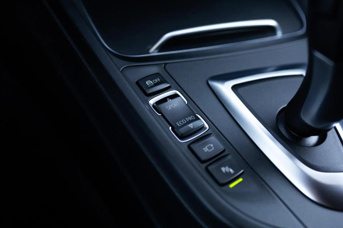 bmw-serie-3-320d-efficientdynamics-2016-diesel-1995cc