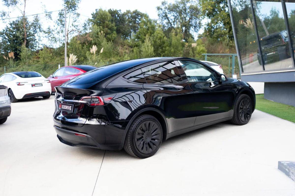tesla-model-y-2023-eletrico-0cc